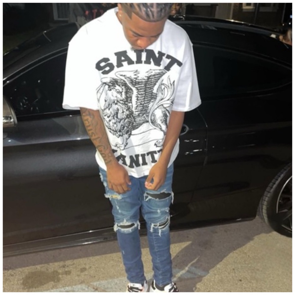 SAINT VANITY • Griffin Tee - Picture 4 of 7